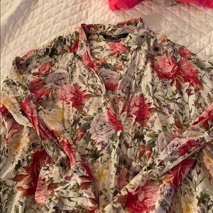 Floral cotton happy top in med/ large